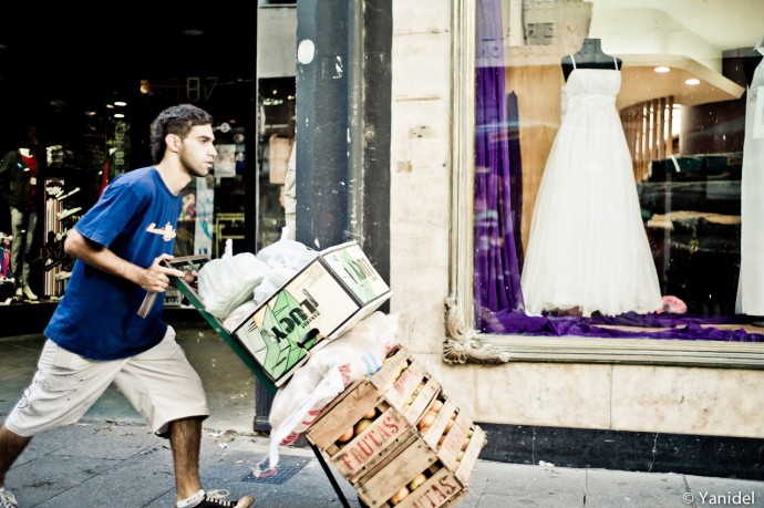 manual focus technique delivery boy